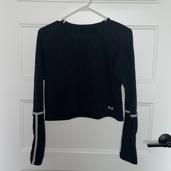 Under Armour cropped long sleeve top - Picture 1 of 3